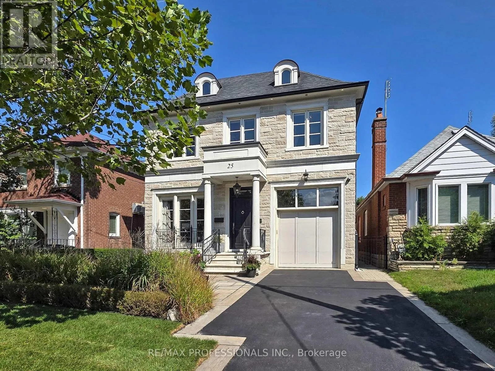 25 HUMBERVALE BOULEVARD