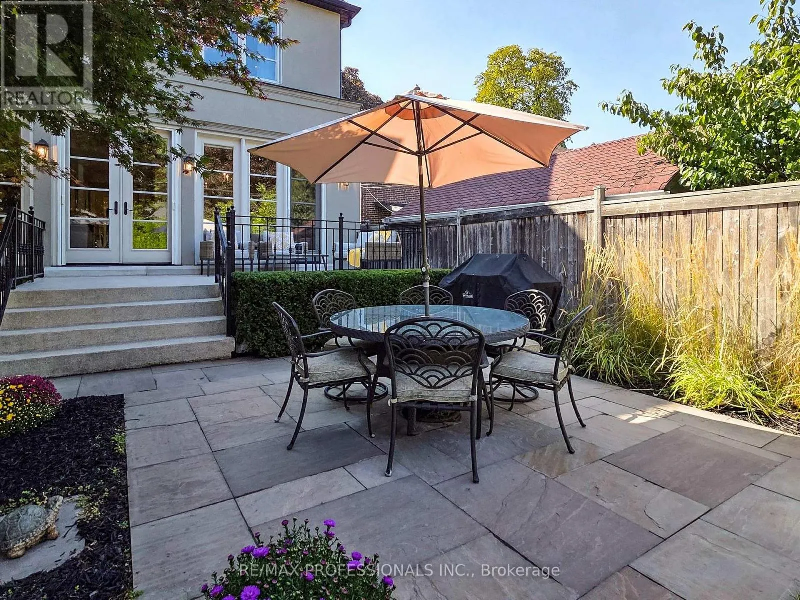 25 HUMBERVALE BOULEVARD