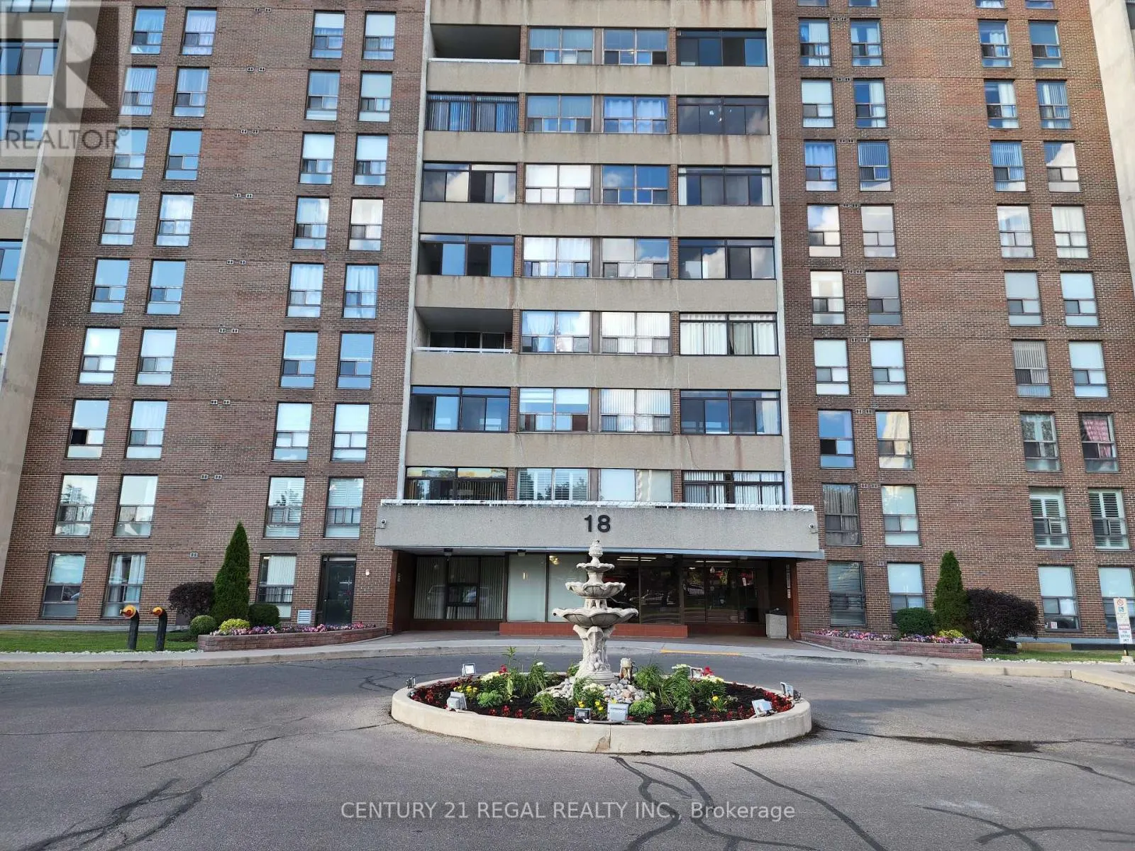1510 - 18 KNIGHTSBRIDGE ROAD