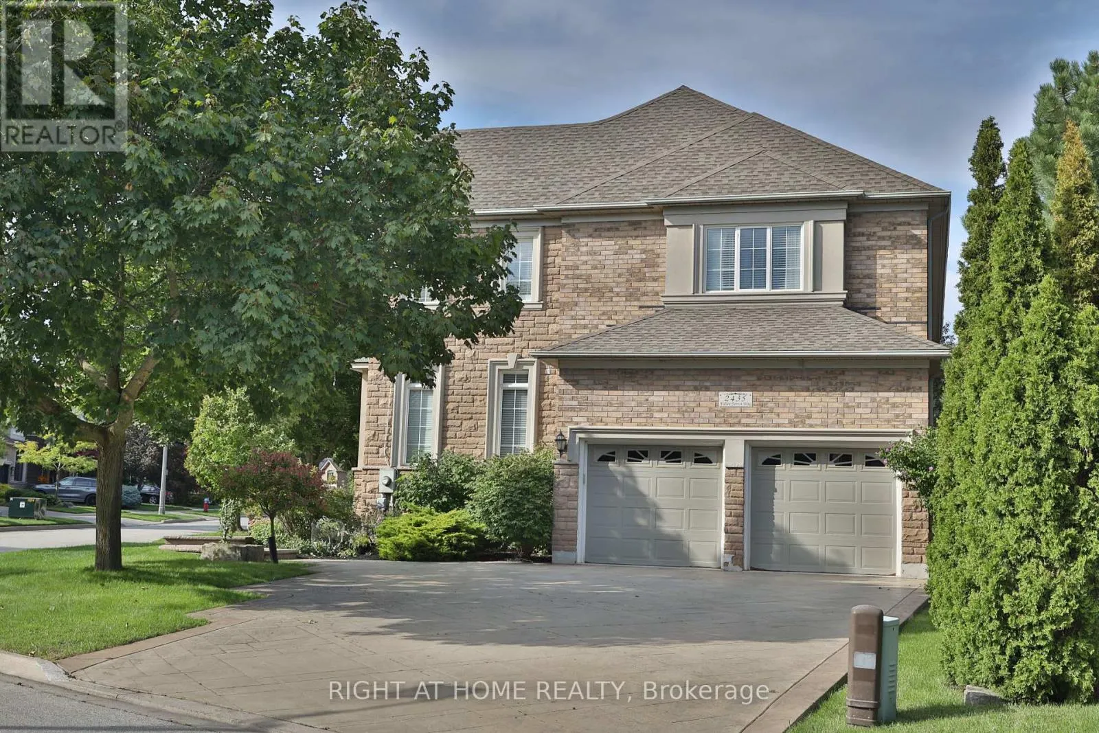 2435 VALLEY FOREST WAY