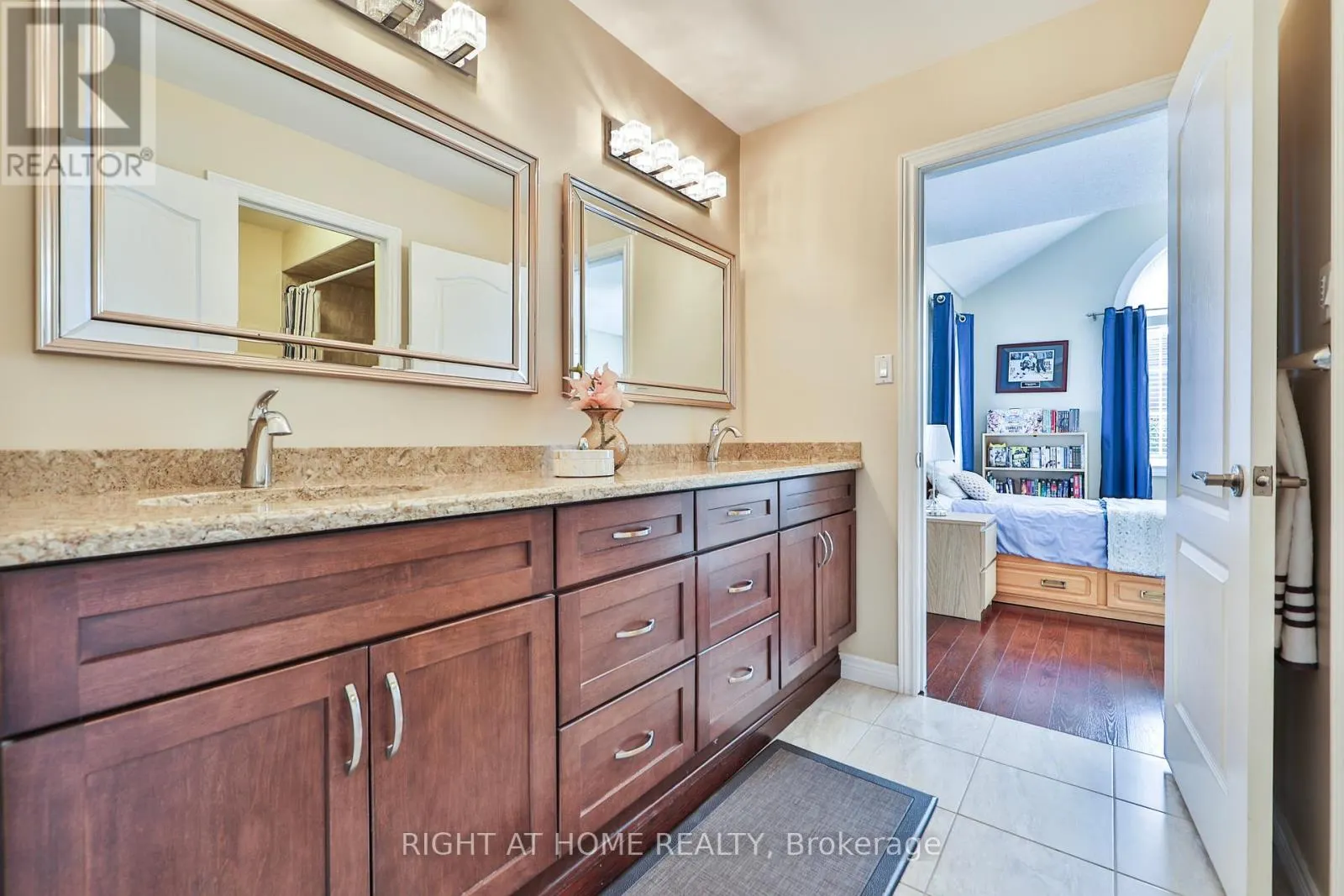 2435 VALLEY FOREST WAY