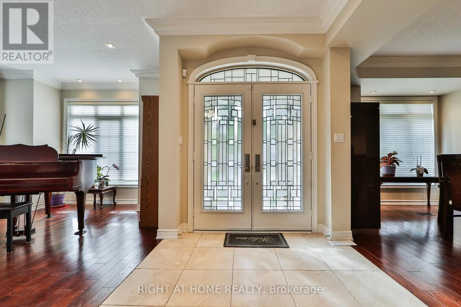 2435 VALLEY FOREST WAY