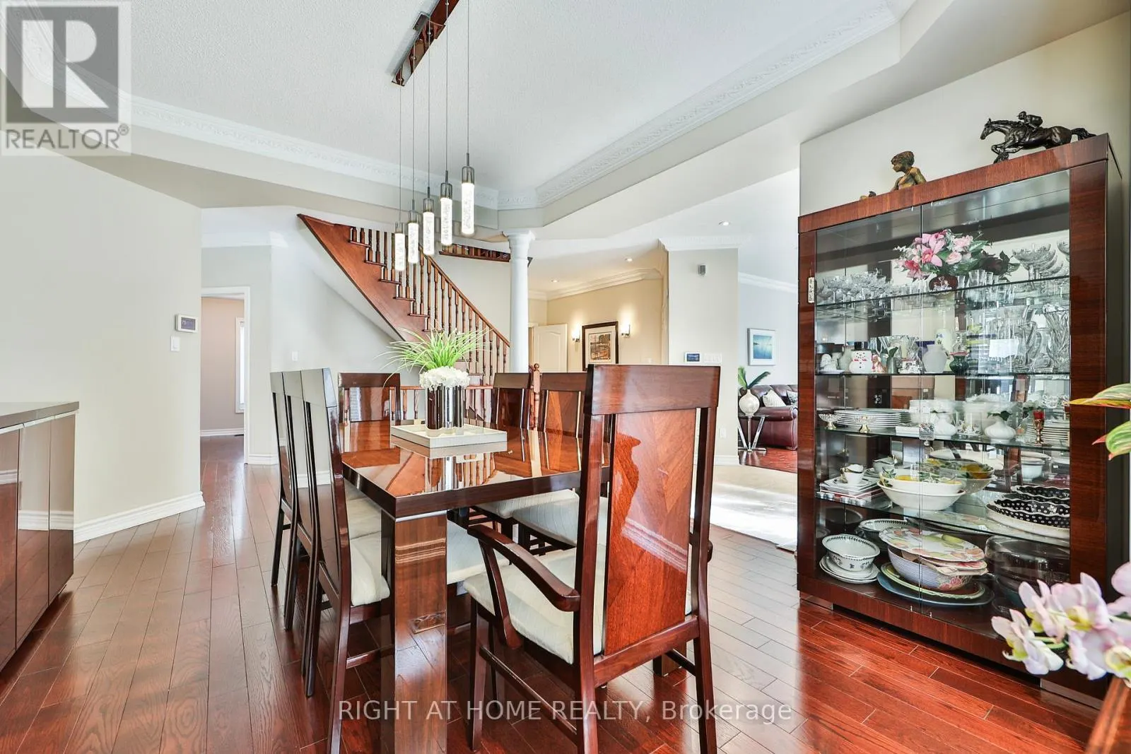 2435 VALLEY FOREST WAY