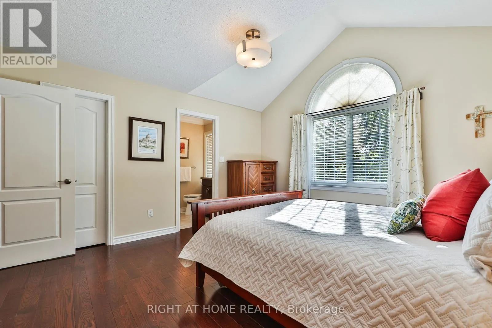 2435 VALLEY FOREST WAY