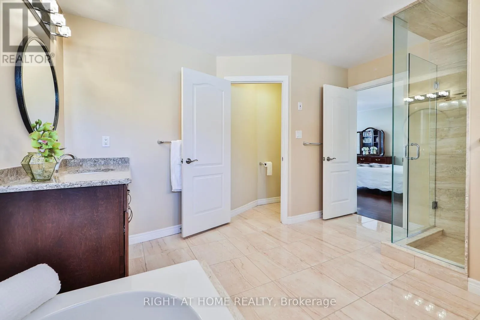 2435 VALLEY FOREST WAY