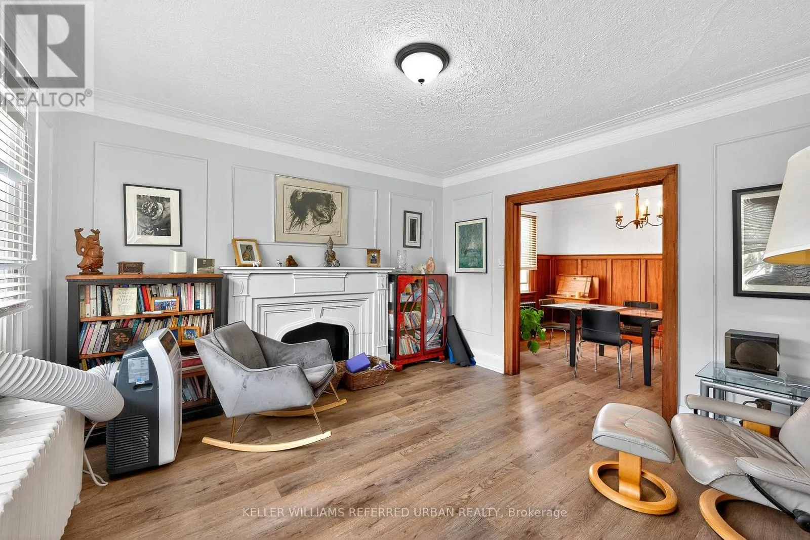 93 NORTHCLIFFE BOULEVARD