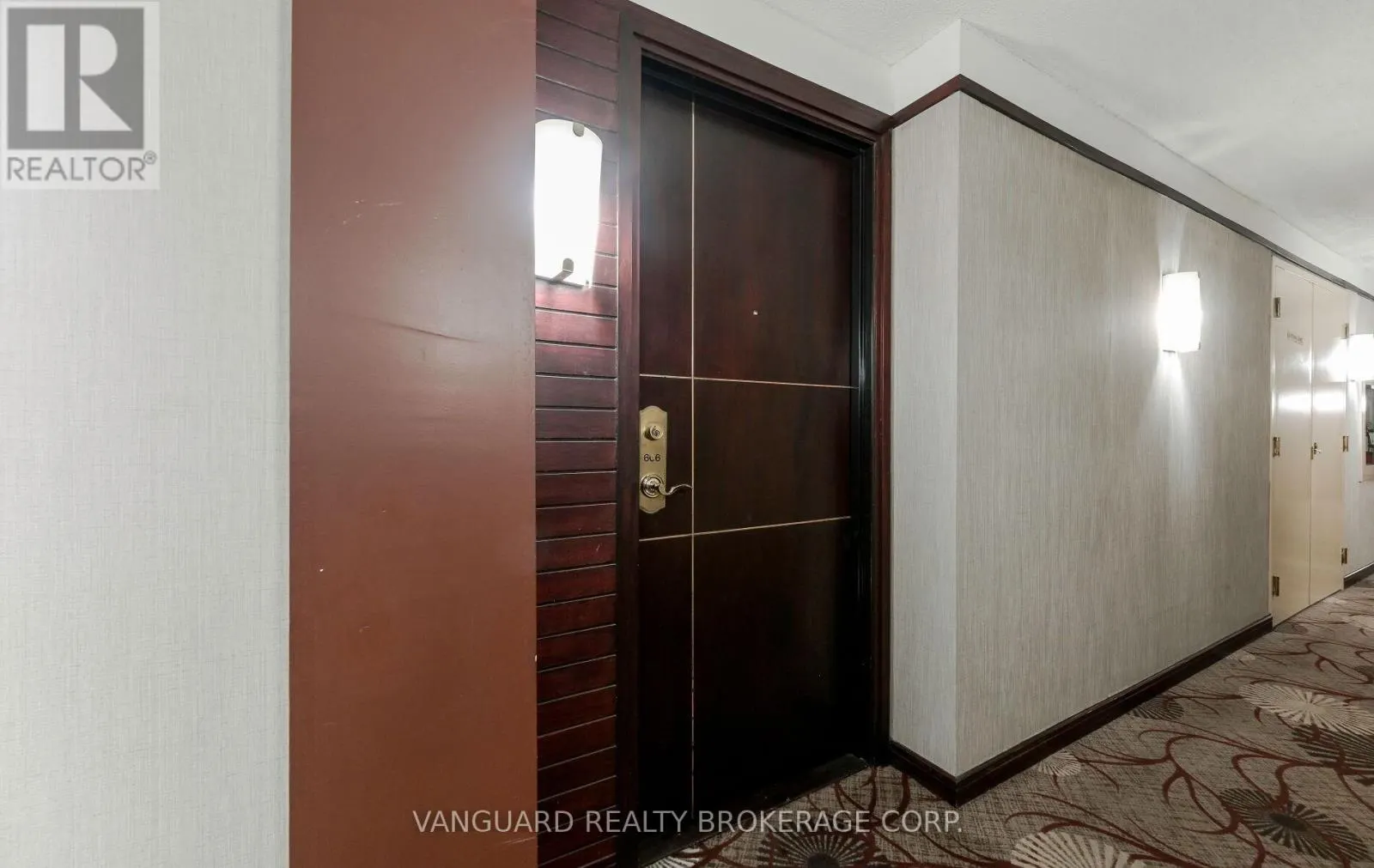 606 - 2111 LAKE SHORE BOULEVARD W