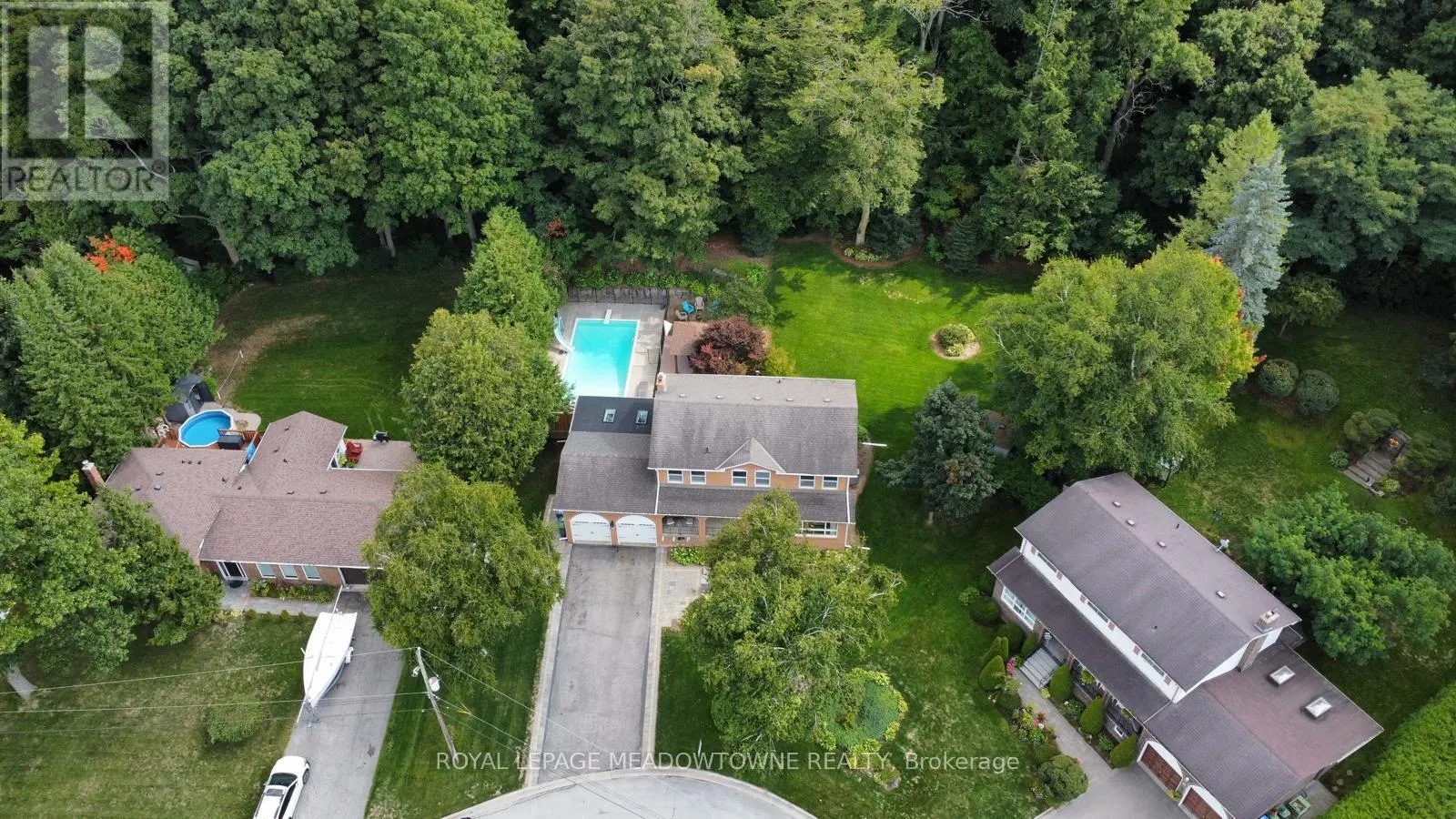 40 HILLTOP DRIVE