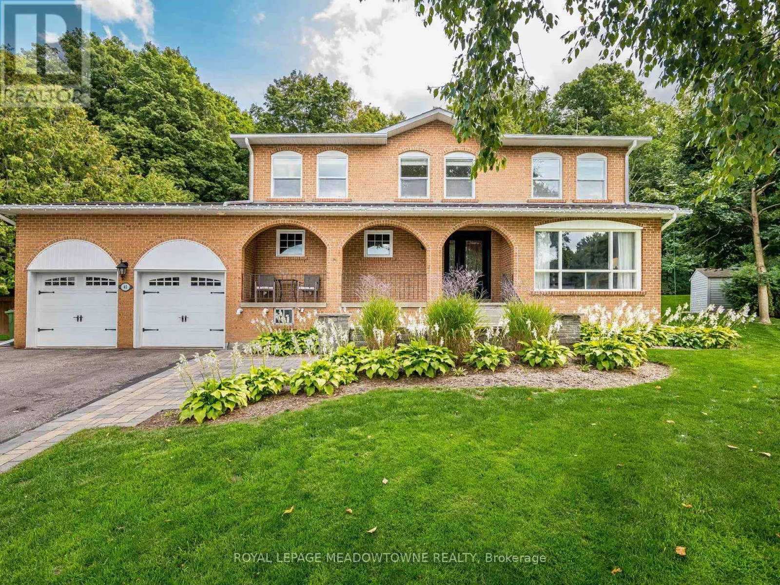 40 HILLTOP DRIVE