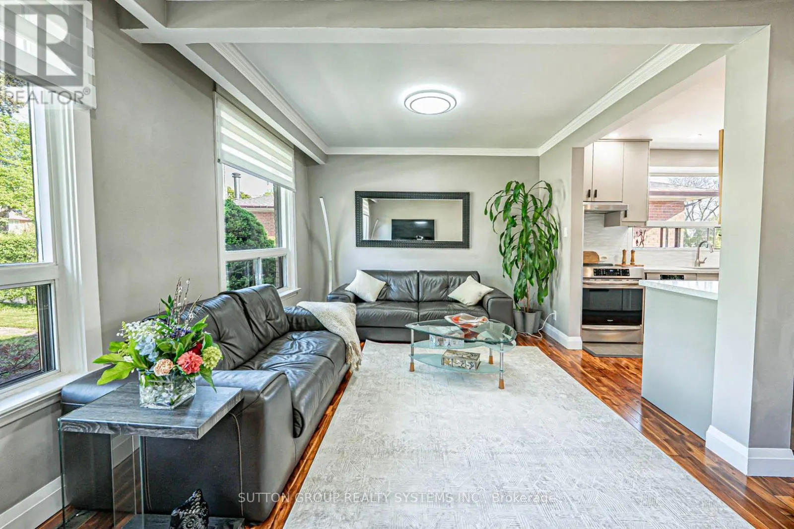 366 RENFORTH DRIVE