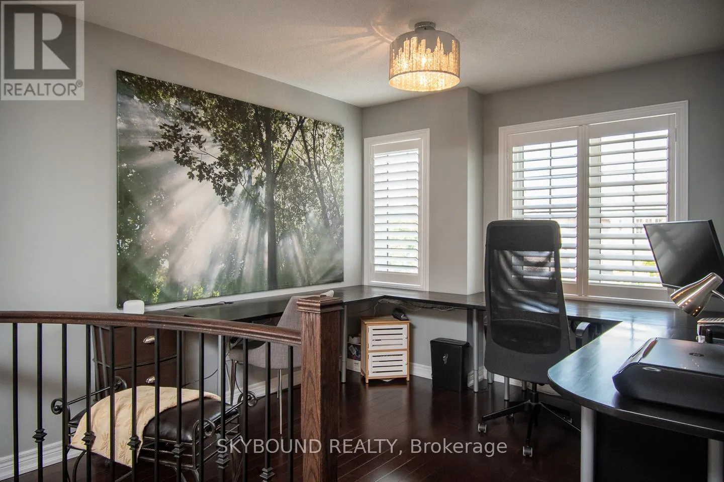 38 SILVER POND DRIVE