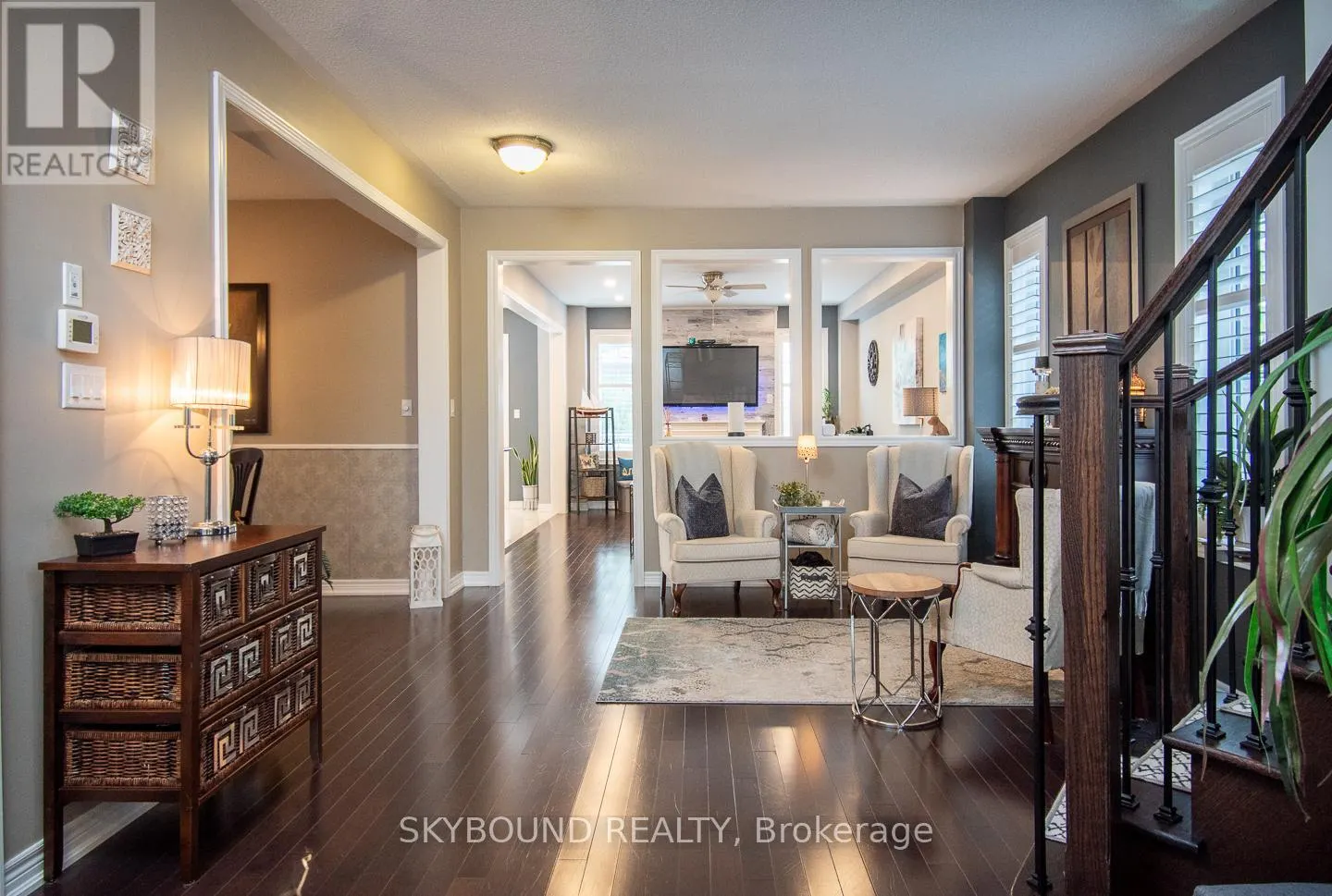 38 SILVER POND DRIVE