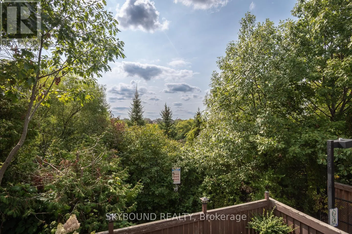 38 SILVER POND DRIVE
