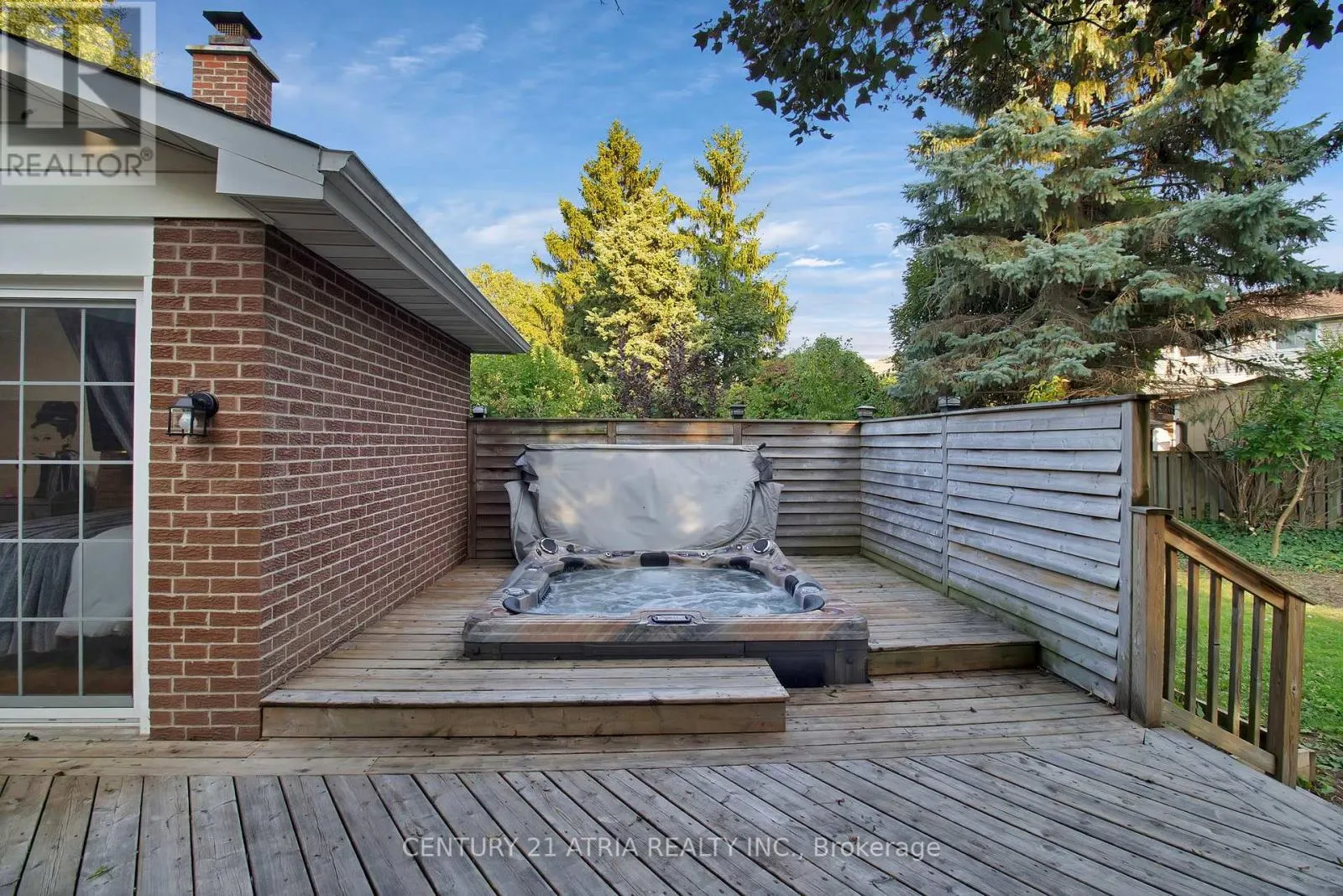 3222 HORNBEAM CRESCENT