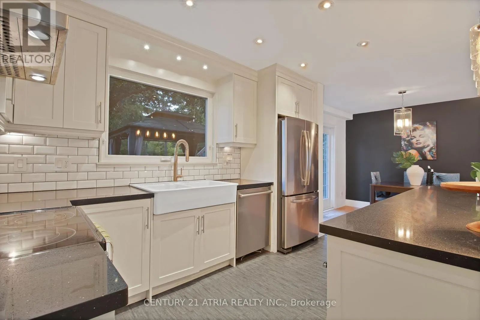 3222 HORNBEAM CRESCENT
