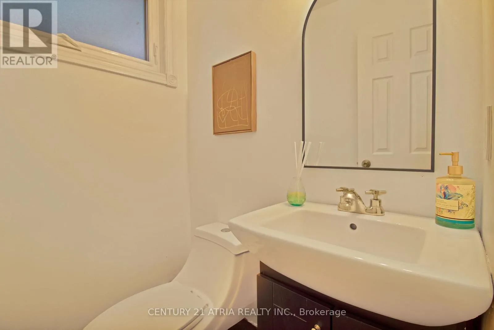 3222 HORNBEAM CRESCENT