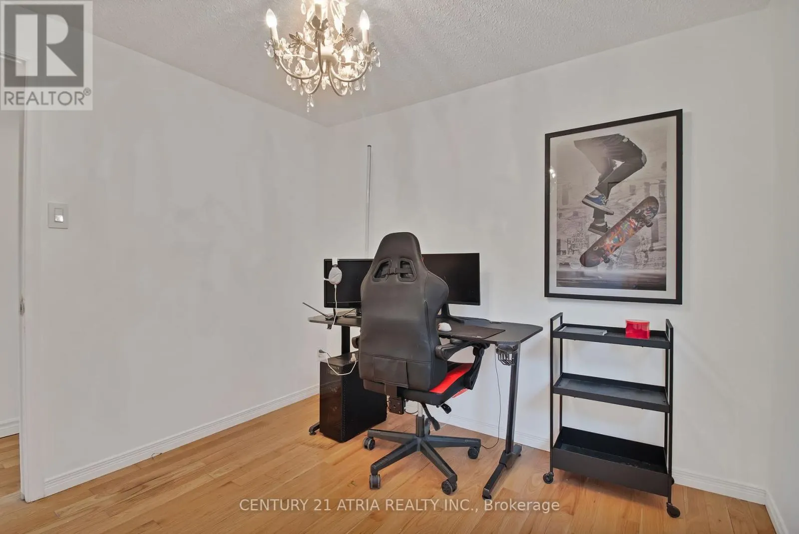 3222 HORNBEAM CRESCENT
