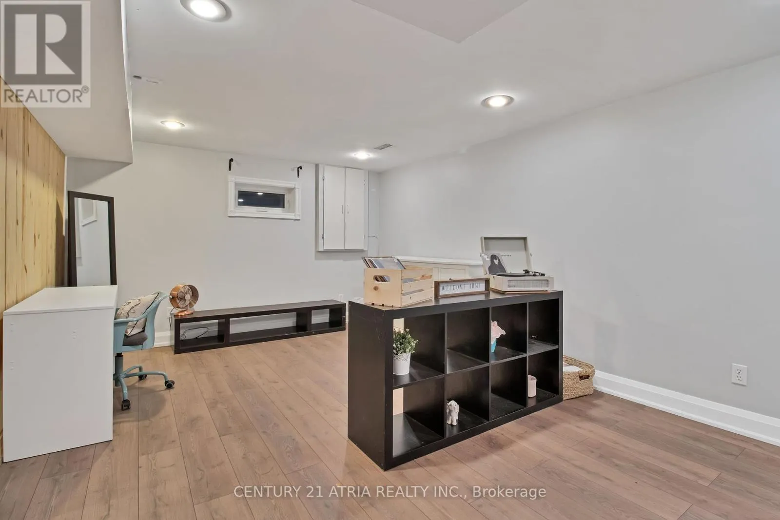 3222 HORNBEAM CRESCENT