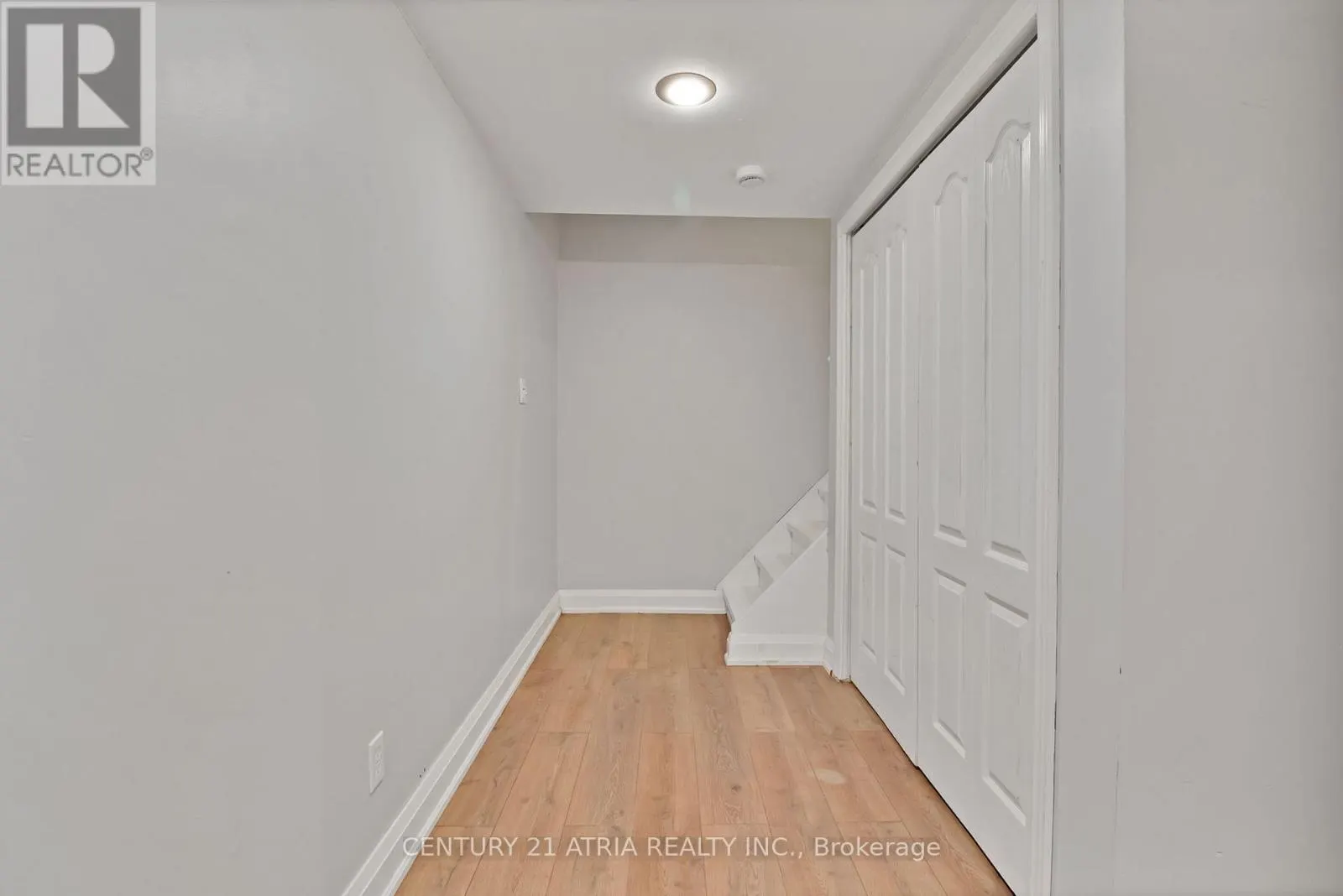 3222 HORNBEAM CRESCENT