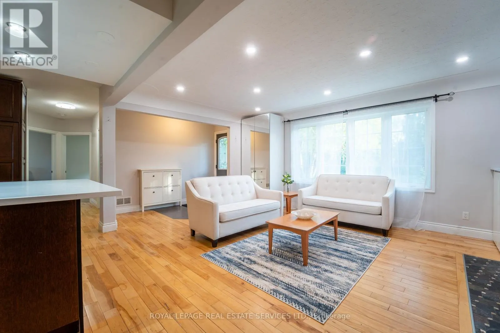 1071 JOAN DRIVE