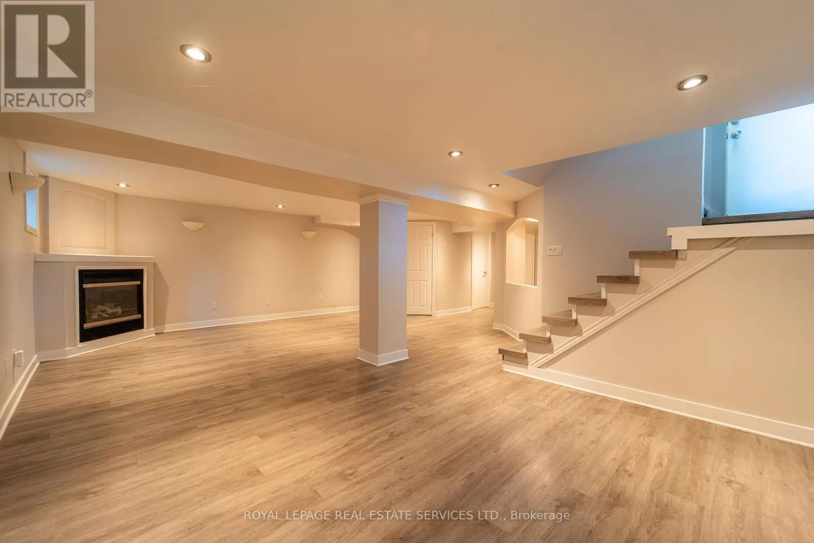 1071 JOAN DRIVE