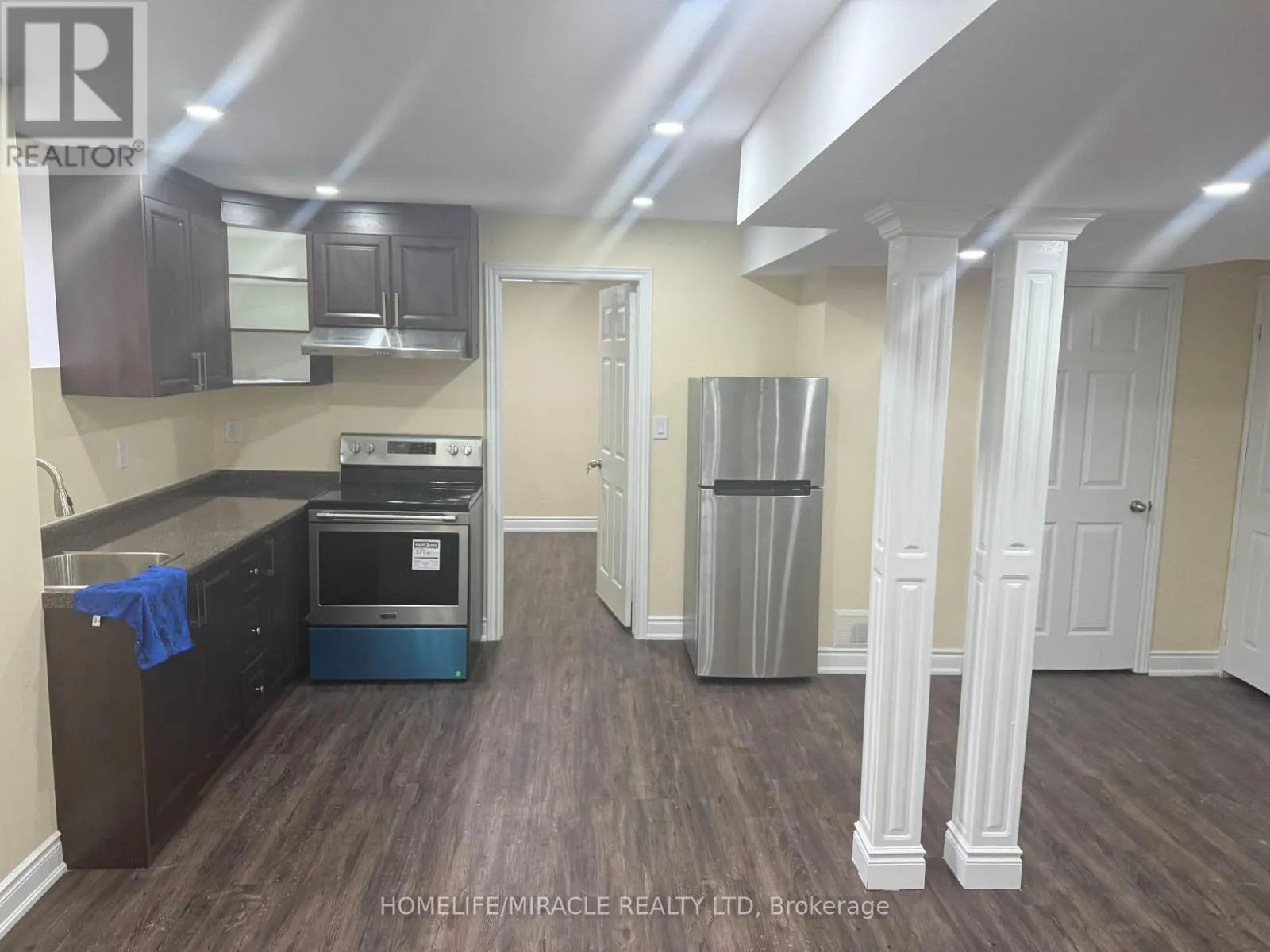 155 BUFFORD DRIVE