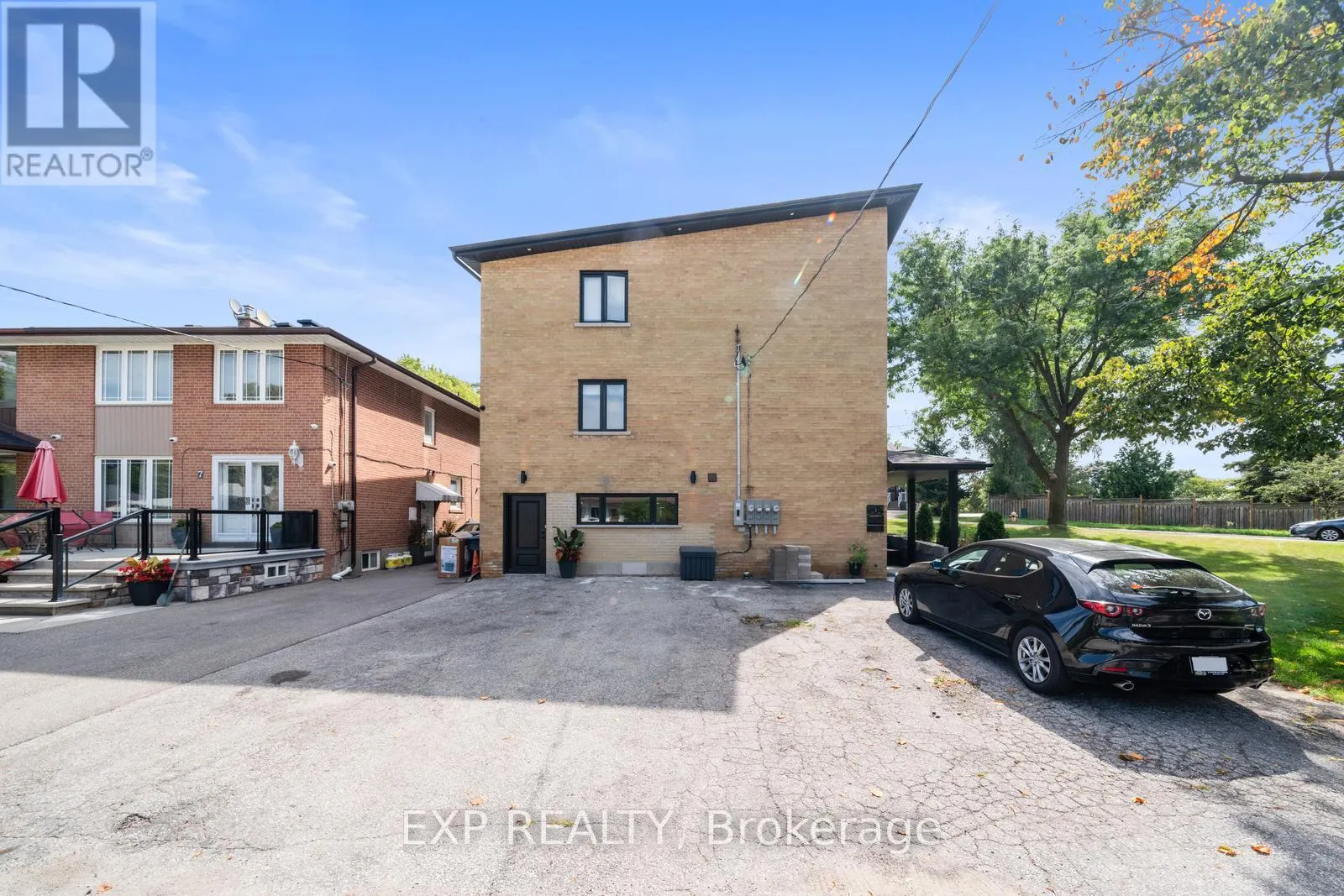 5 BRENDWIN ROAD