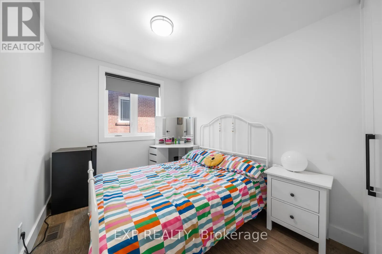 5 BRENDWIN ROAD