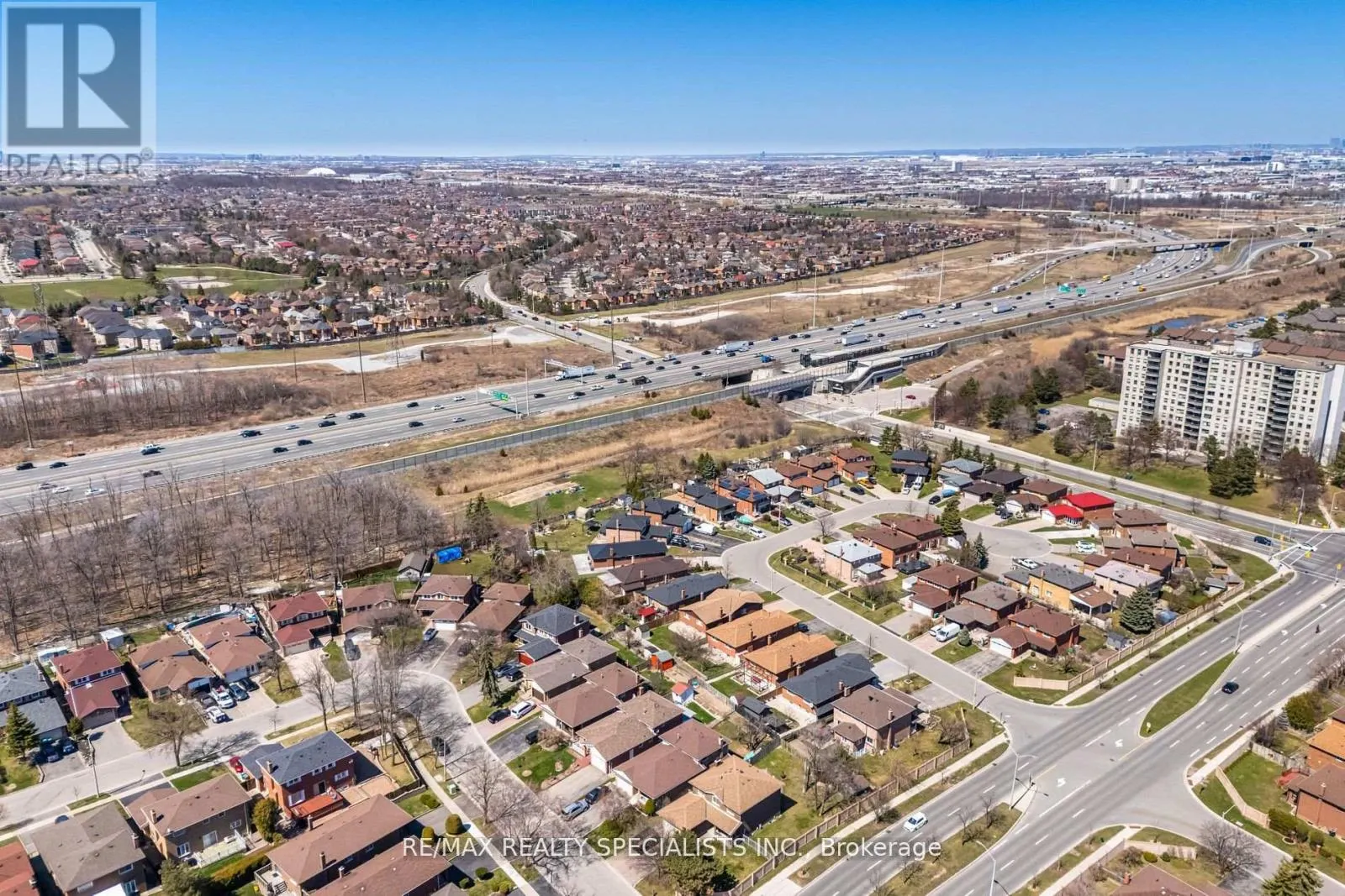 4103 WOODINGTON DRIVE