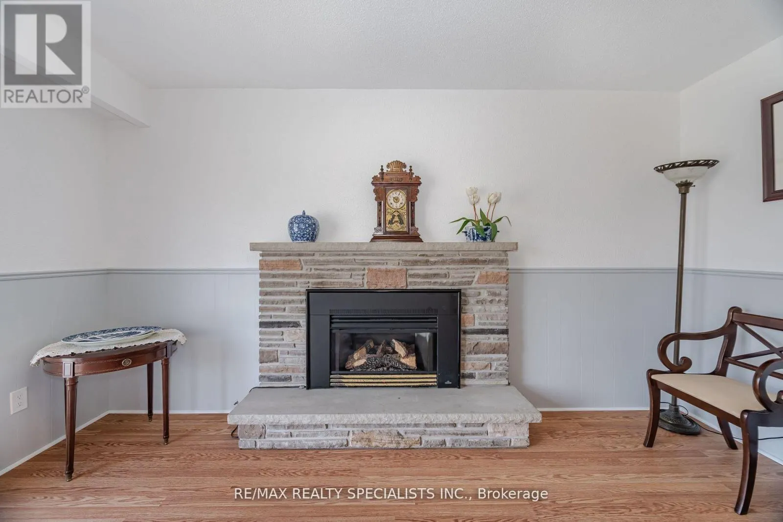 4103 WOODINGTON DRIVE