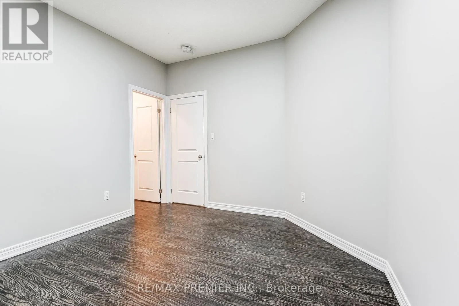 358 CLOCKWORK DRIVE