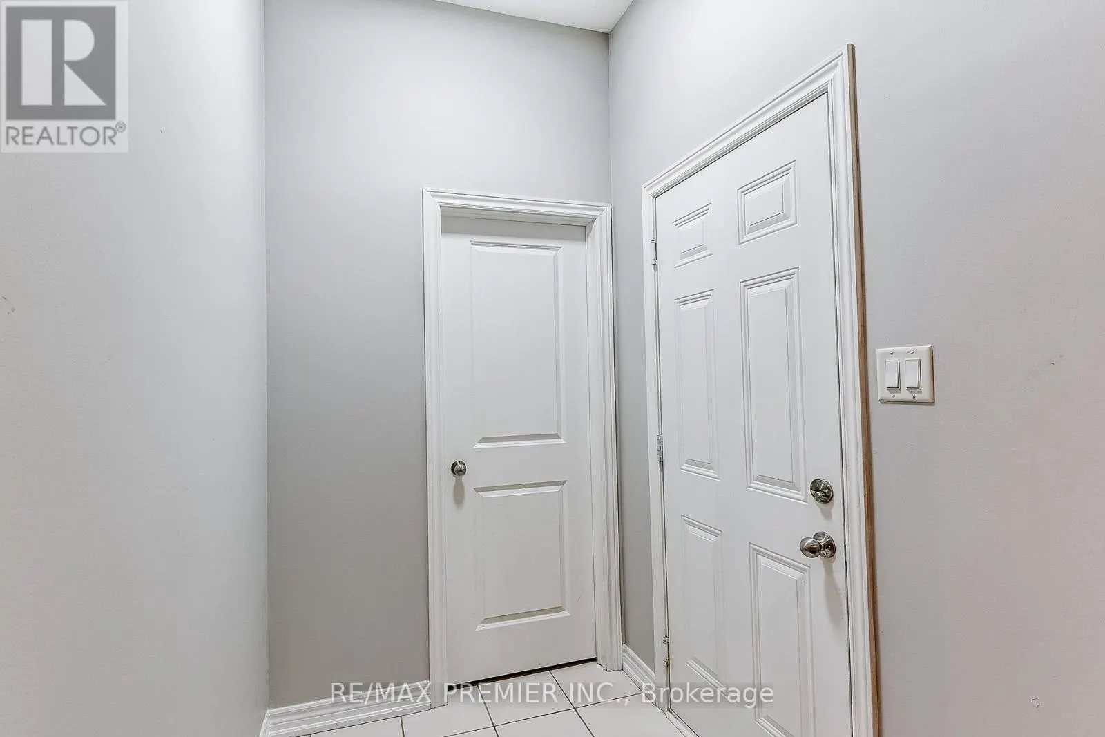 358 CLOCKWORK DRIVE
