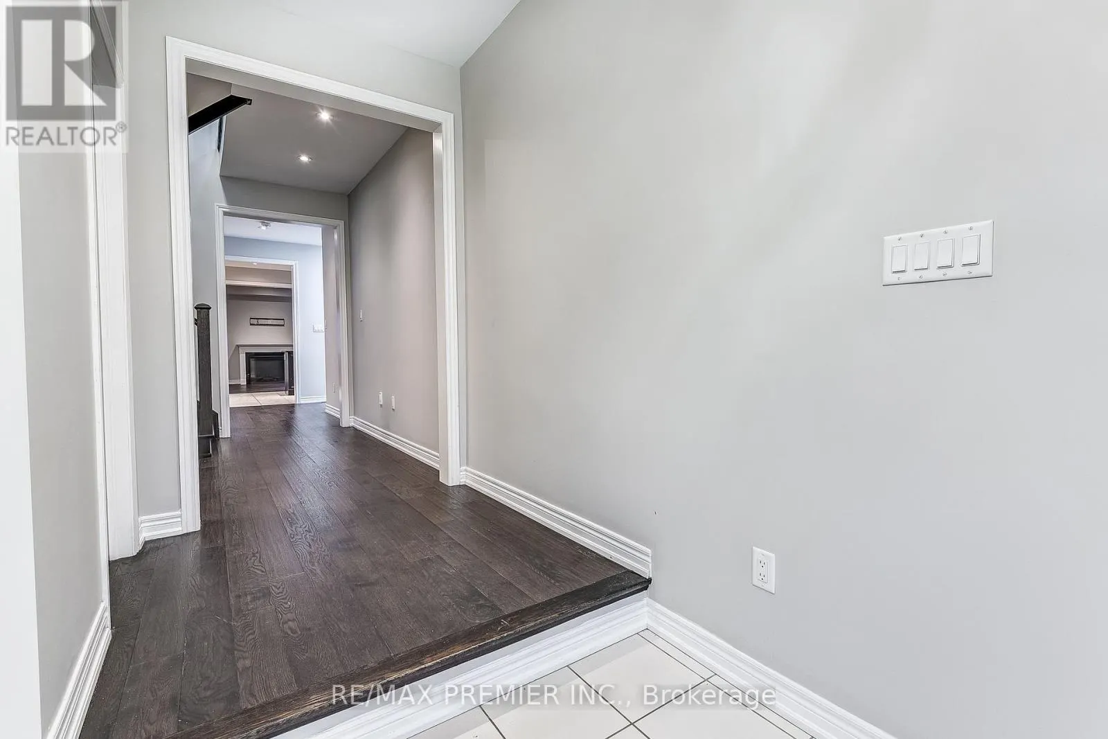 358 CLOCKWORK DRIVE