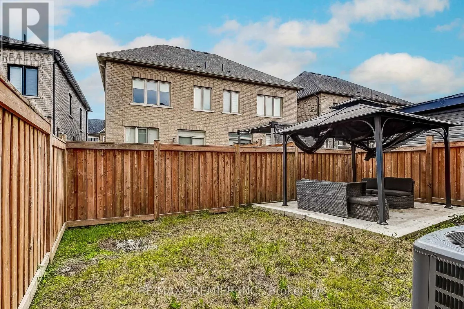 358 CLOCKWORK DRIVE