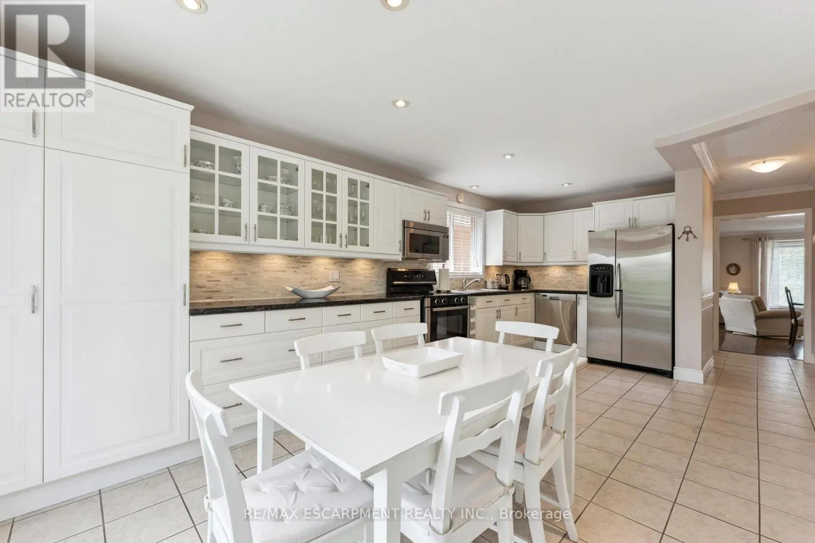 1650 ALLAN CRESCENT