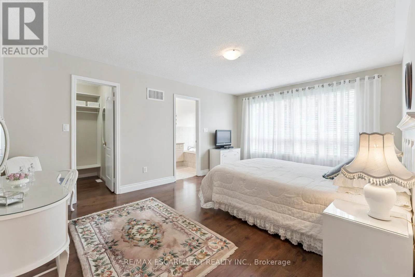 1650 ALLAN CRESCENT