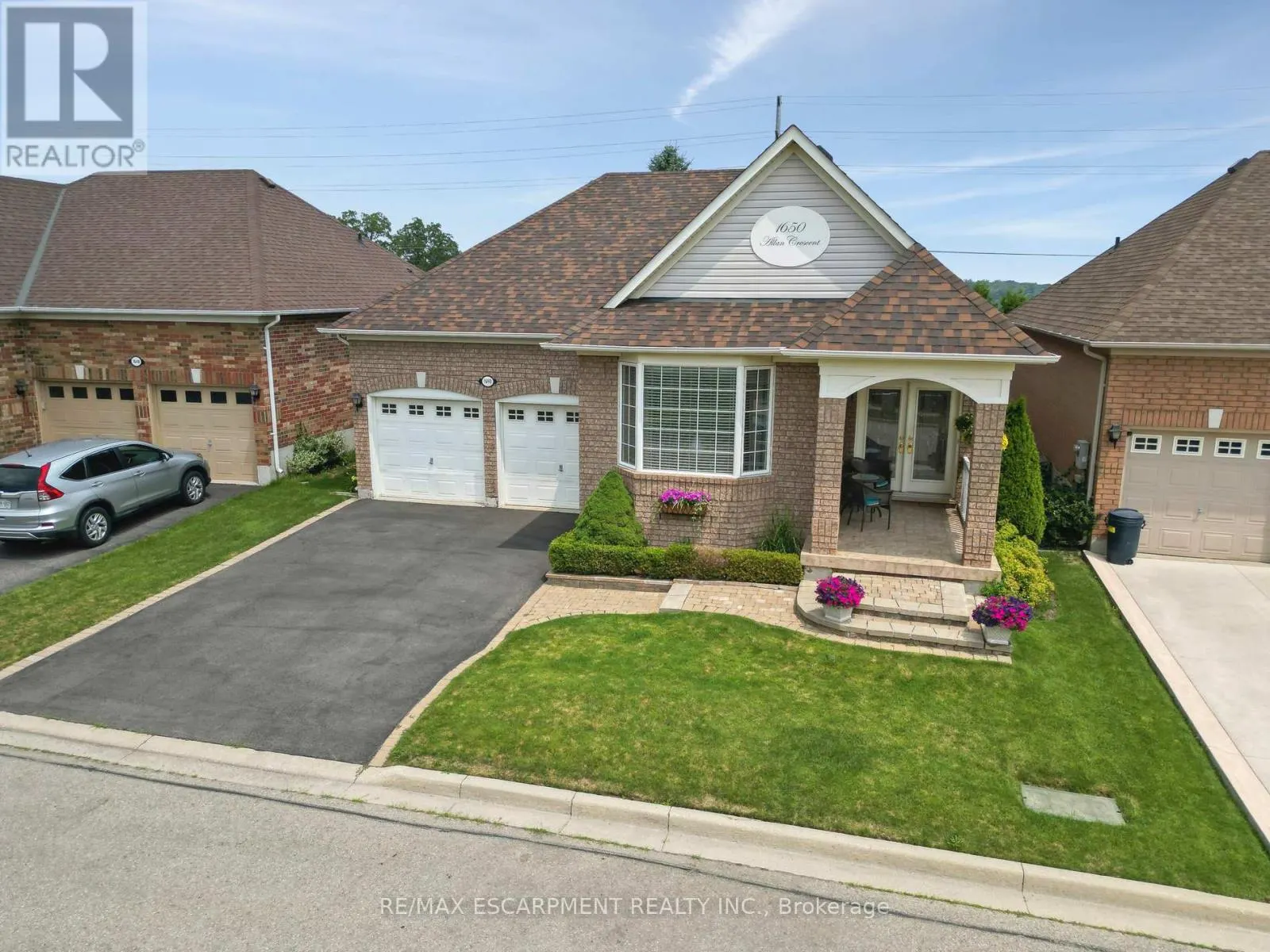 1650 ALLAN CRESCENT