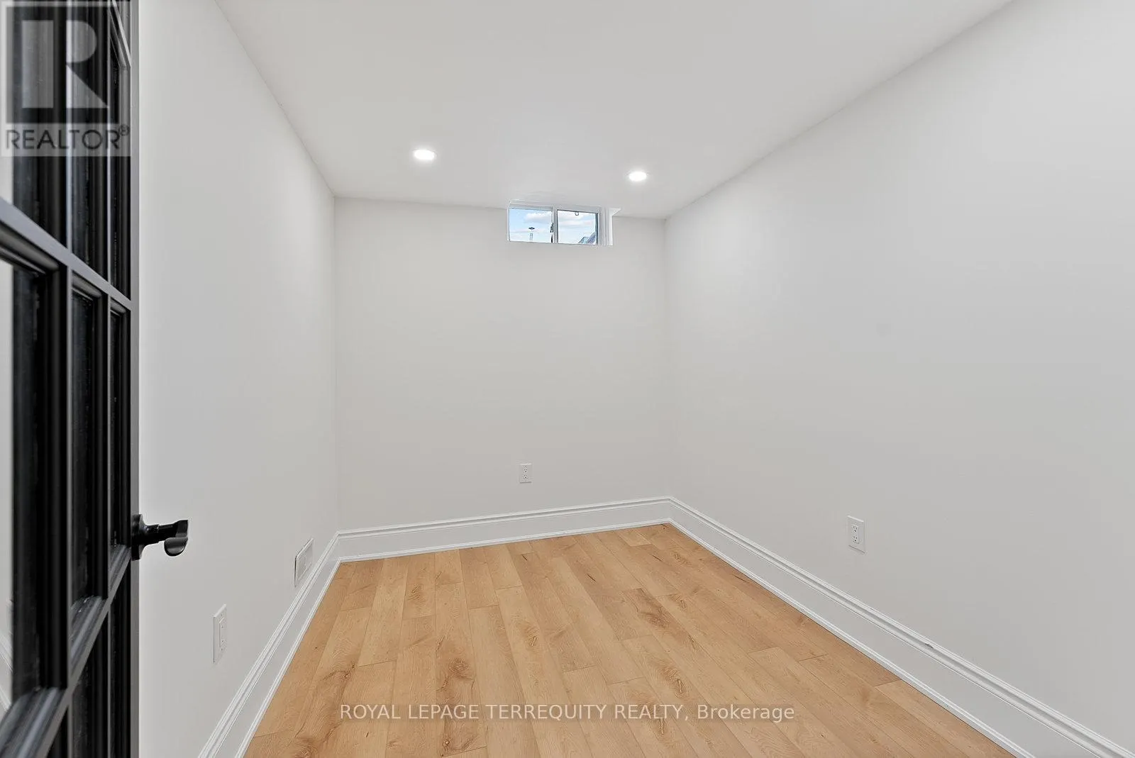 3247 DOVETAIL MEWS