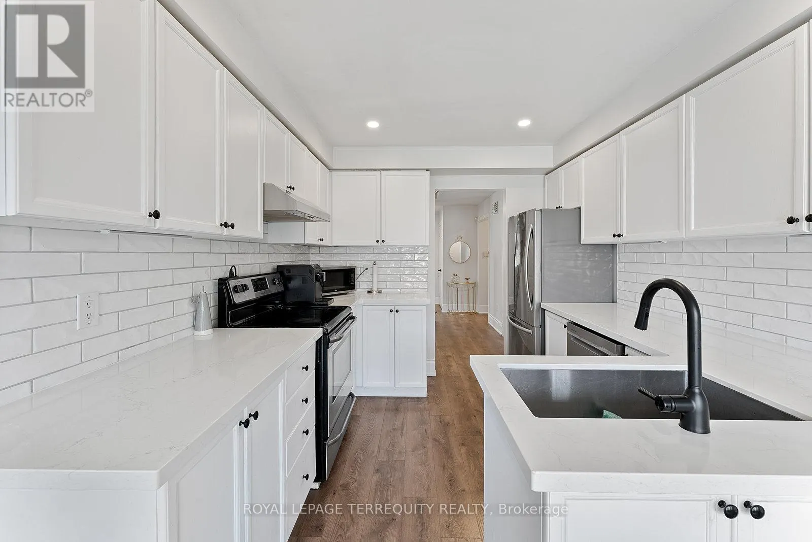 3247 DOVETAIL MEWS