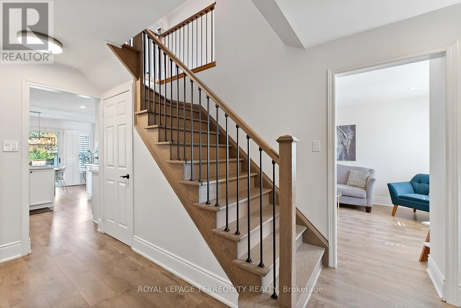 3247 DOVETAIL MEWS