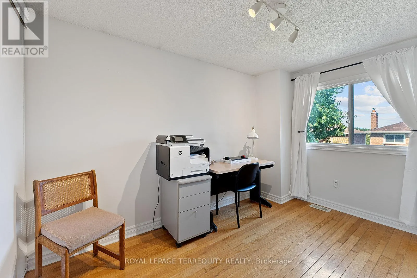 3247 DOVETAIL MEWS