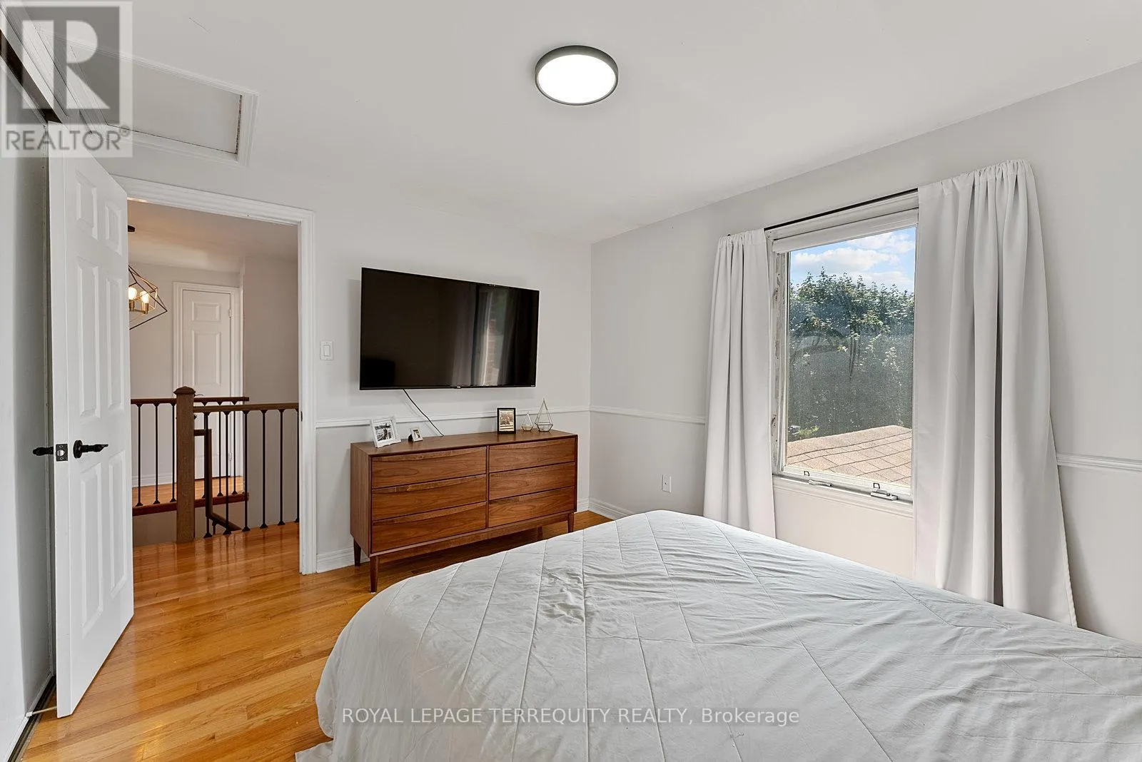 3247 DOVETAIL MEWS