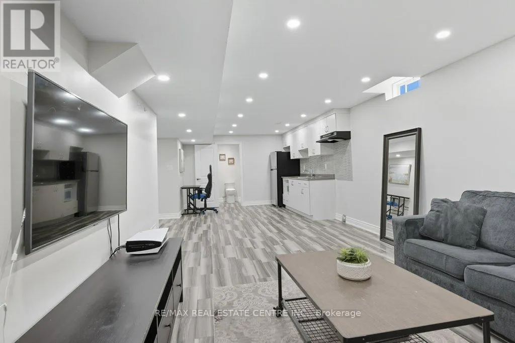 20 BONAVISTA DRIVE