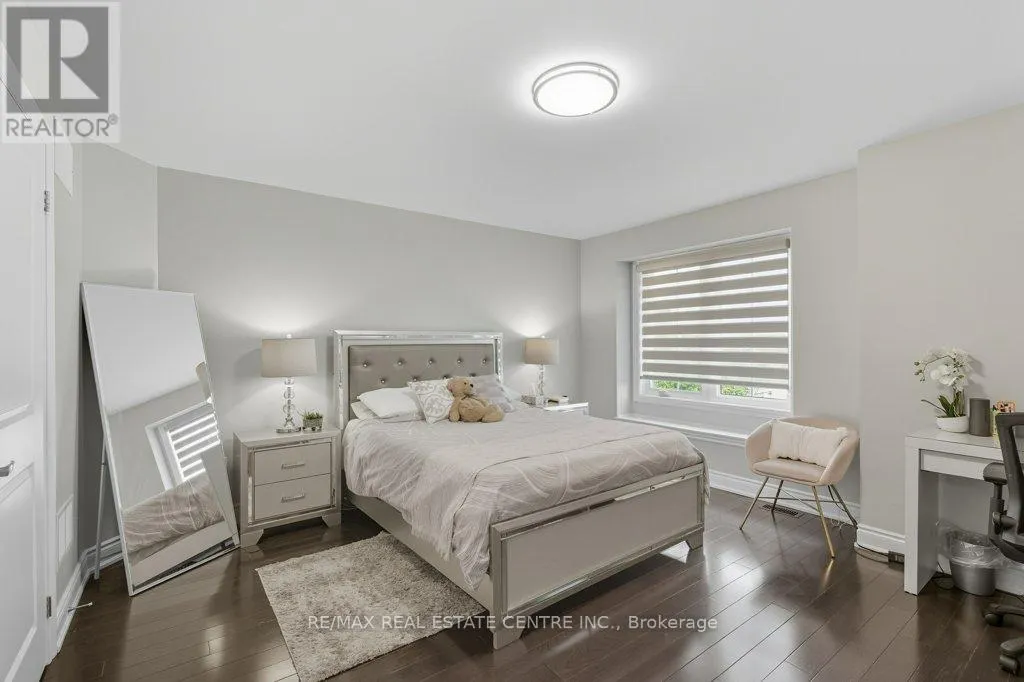 20 BONAVISTA DRIVE