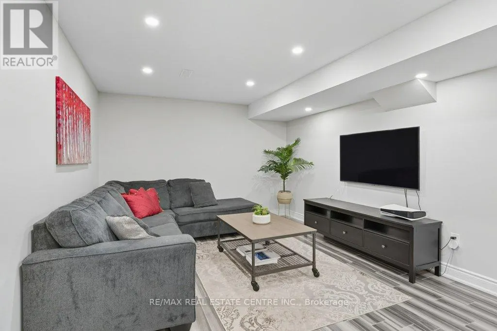 20 BONAVISTA DRIVE