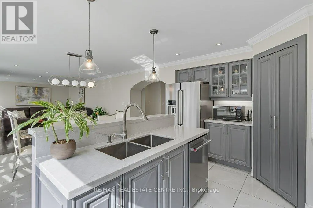 20 BONAVISTA DRIVE