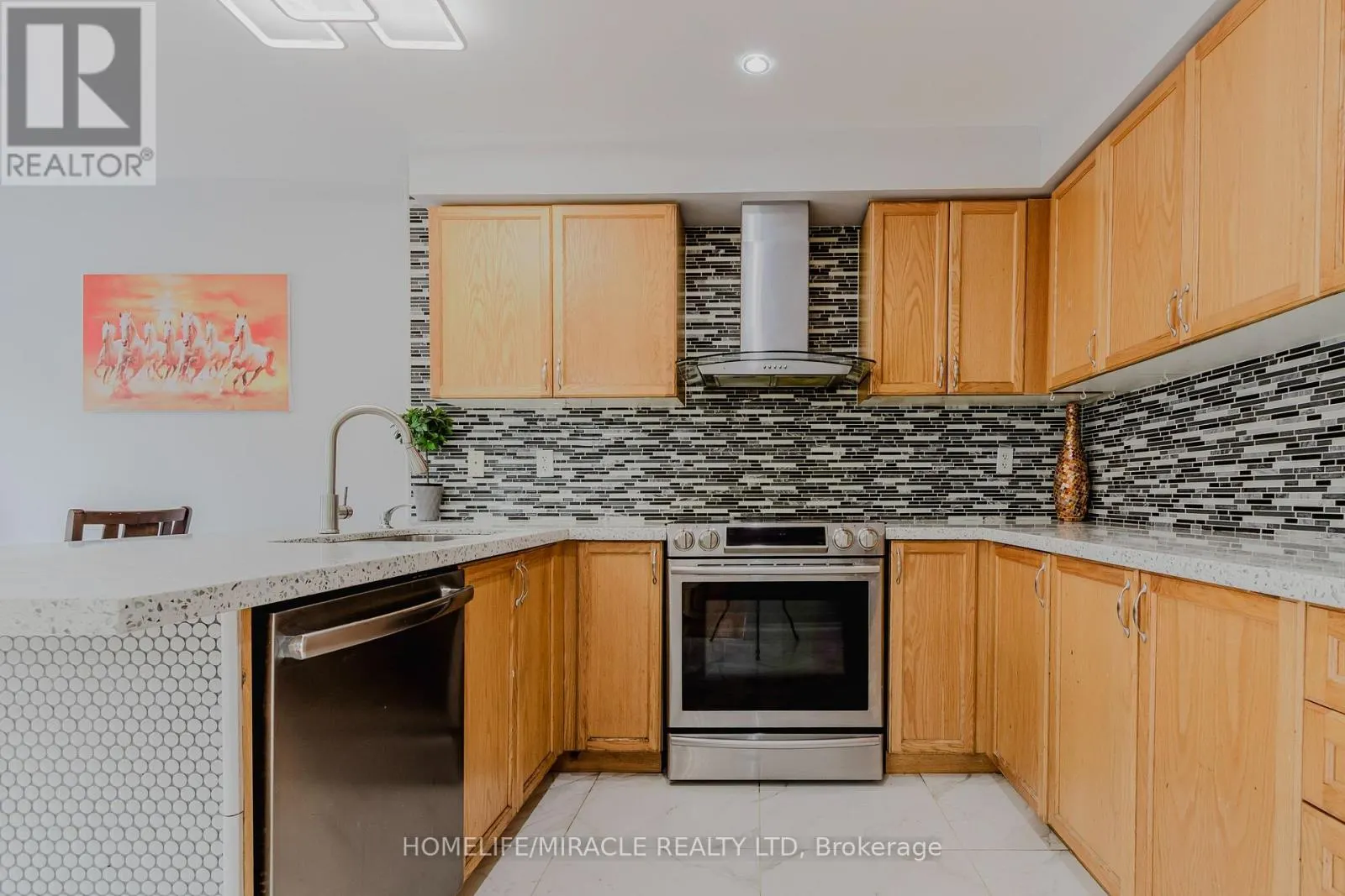 27 SILVER EGRET ROAD