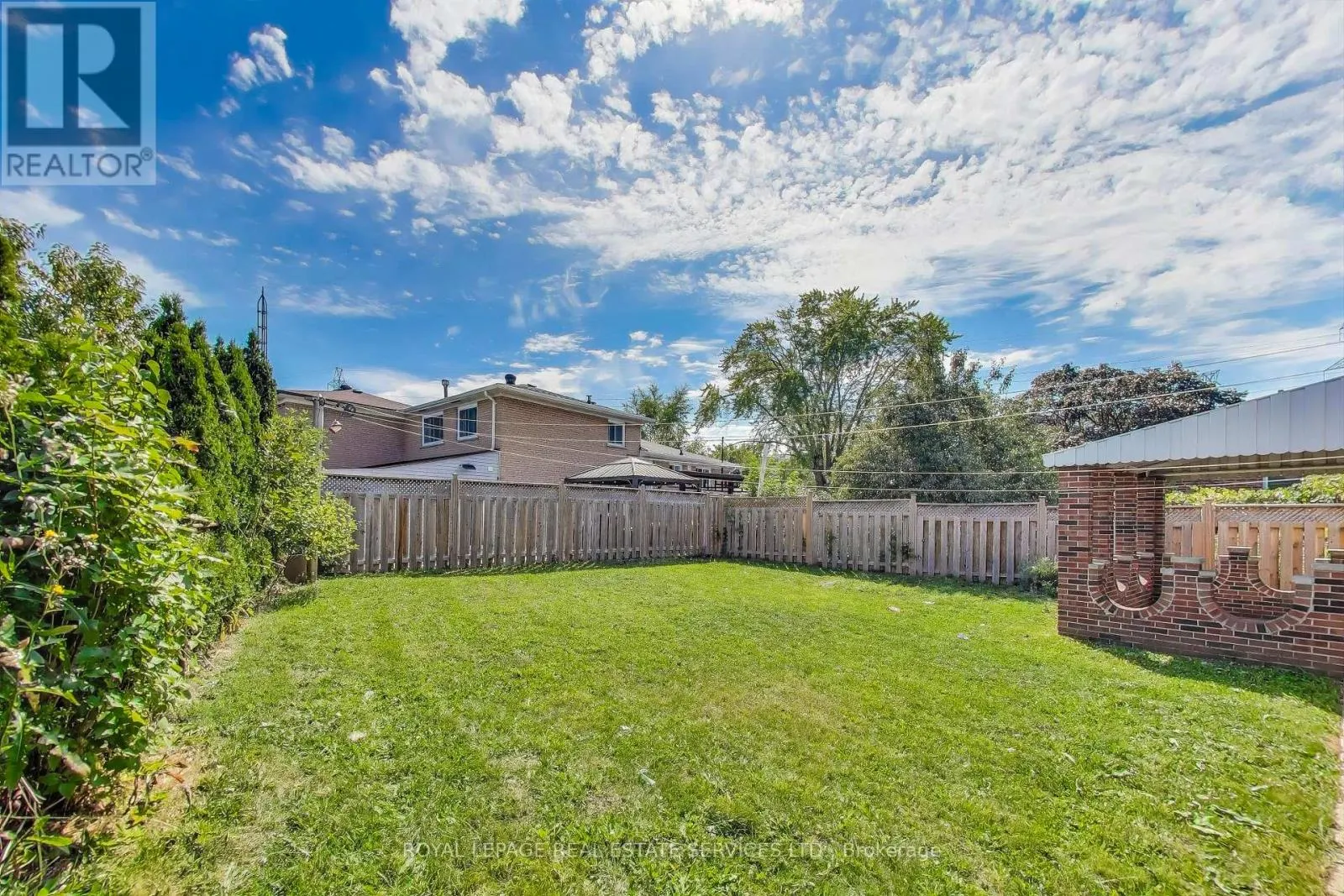 251 DRIFTWOOD AVENUE
