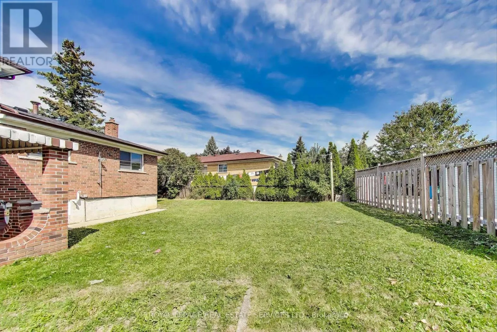 251 DRIFTWOOD AVENUE