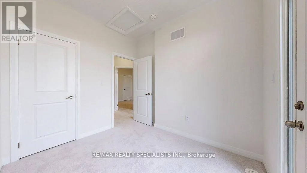 18 MONREAU DRIVE